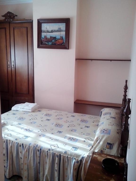 Pension Estrada Сантяго де Компостела Екстериор снимка