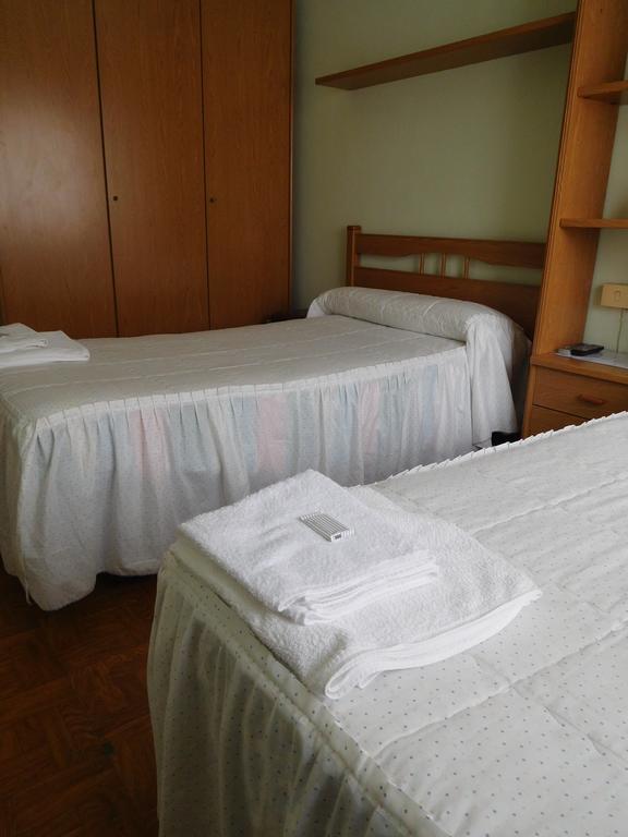 Pension Estrada Сантяго де Компостела Екстериор снимка